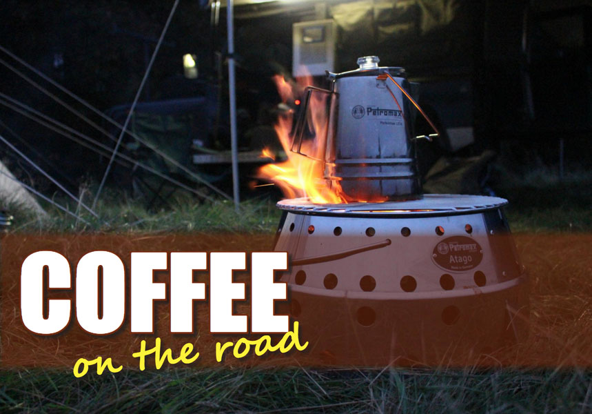 道路上のコーヒー - キャンプしながらコーヒー
